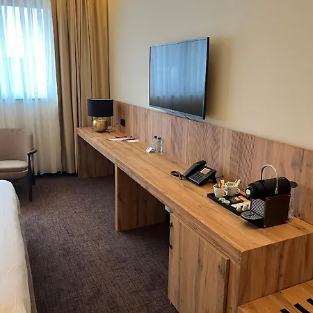 Hotel Le 830