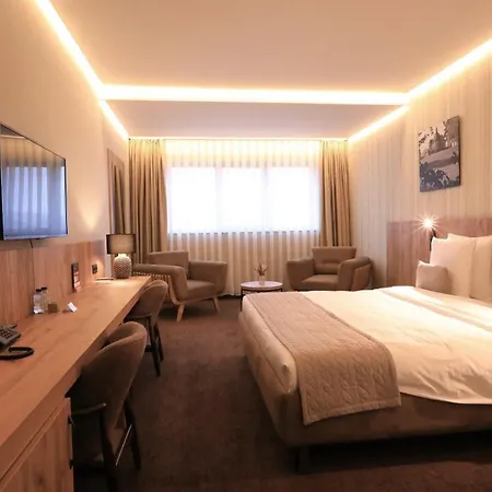 Le 830 Hotel